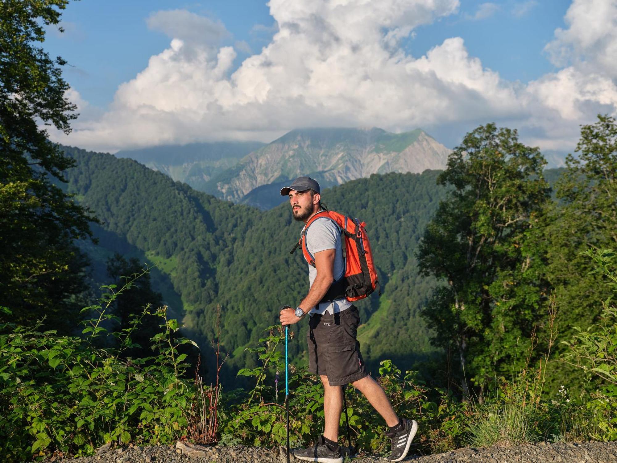 Qafqaz Tufandag Mountain Resort Hotel Gabala Esterno foto Hiking in the Pontic Mountains